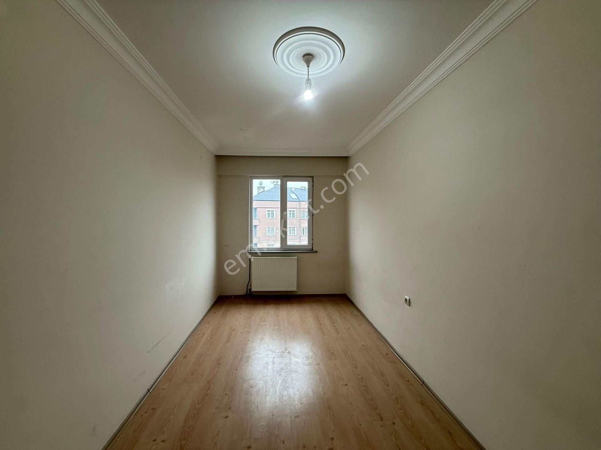 Akyüz Gayrimenkul Den Fevzı Paşa Mah De Iskanlı Kombılı 2+1 - Görsel 8