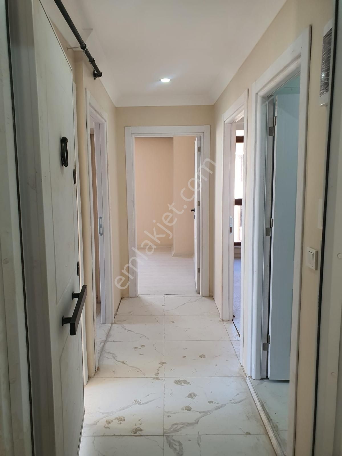 Esentepede 2+1 Kiralık Daire - Görsel 8