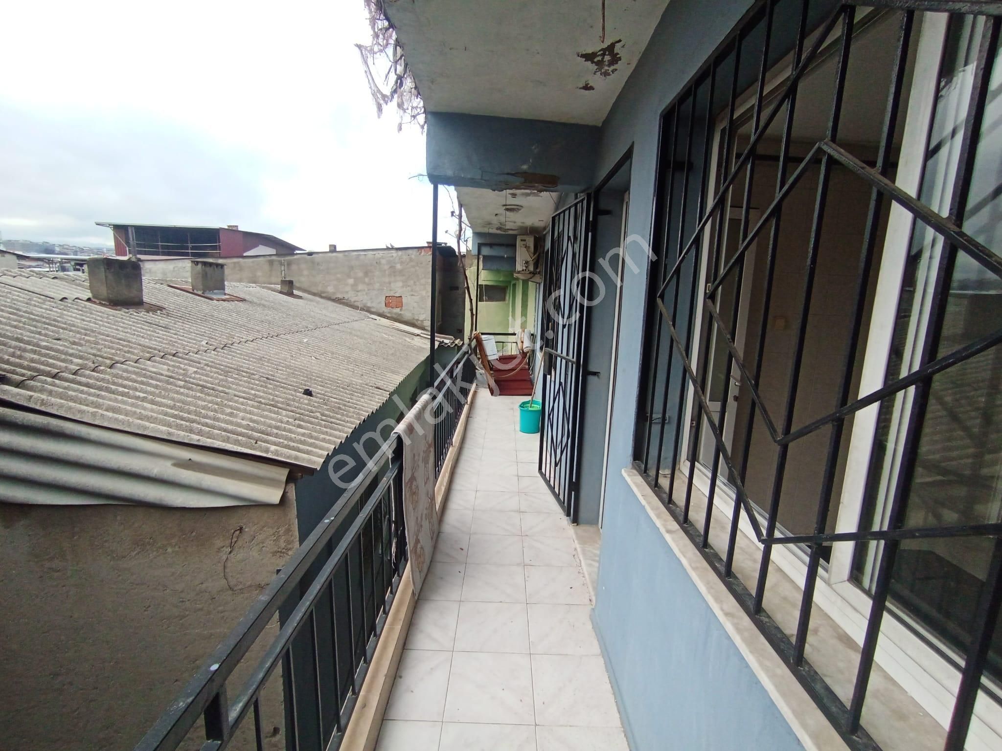 Karabağlar Sariyer Mh 95m2 2+1 Doğal Gazlı Ara Kat Daire Satılk - Görsel 32