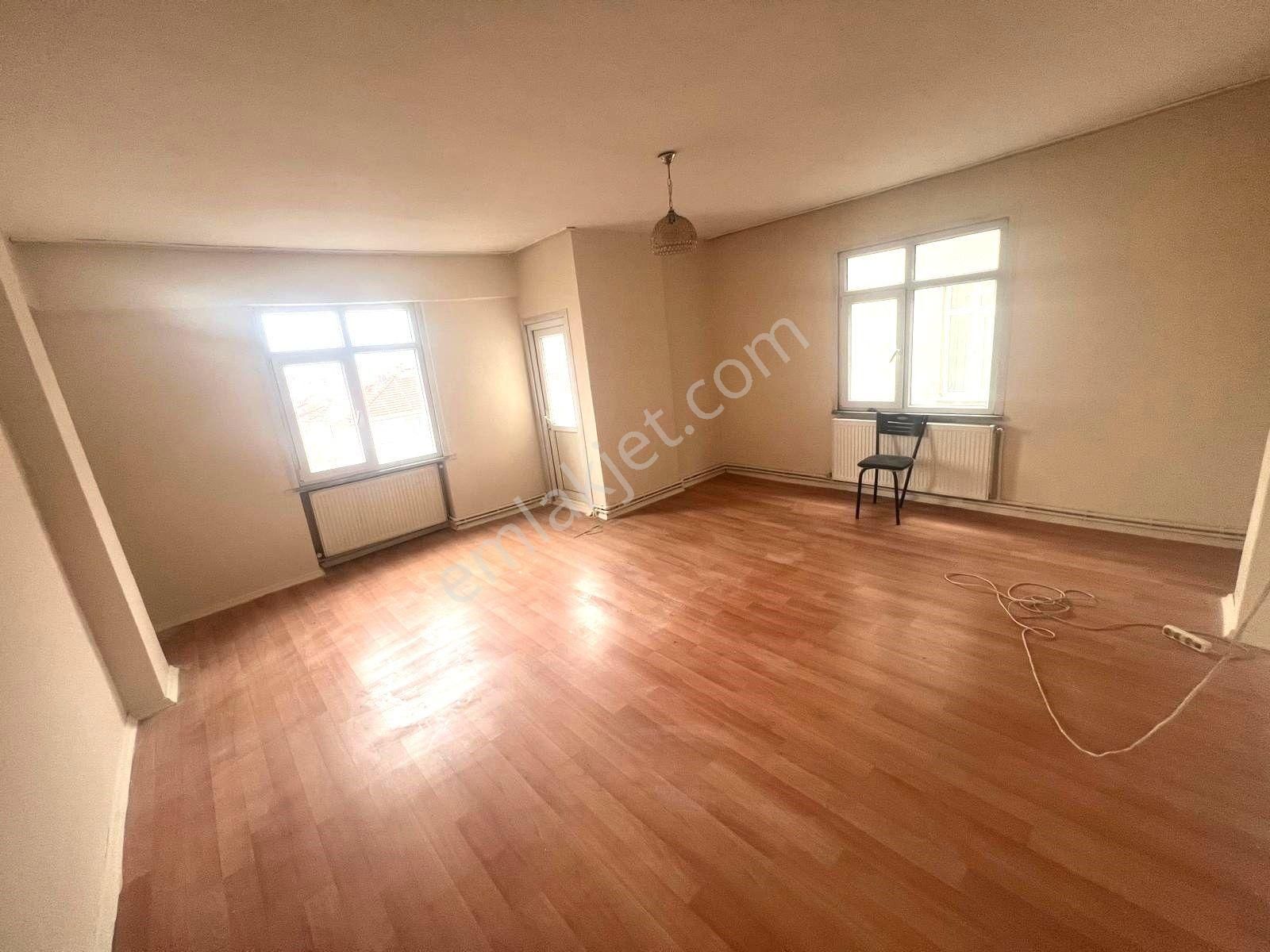 Seba'dan Kanarya Mh 3+1 130m2 Doğalgaz Kombili Kiralık 3.katt