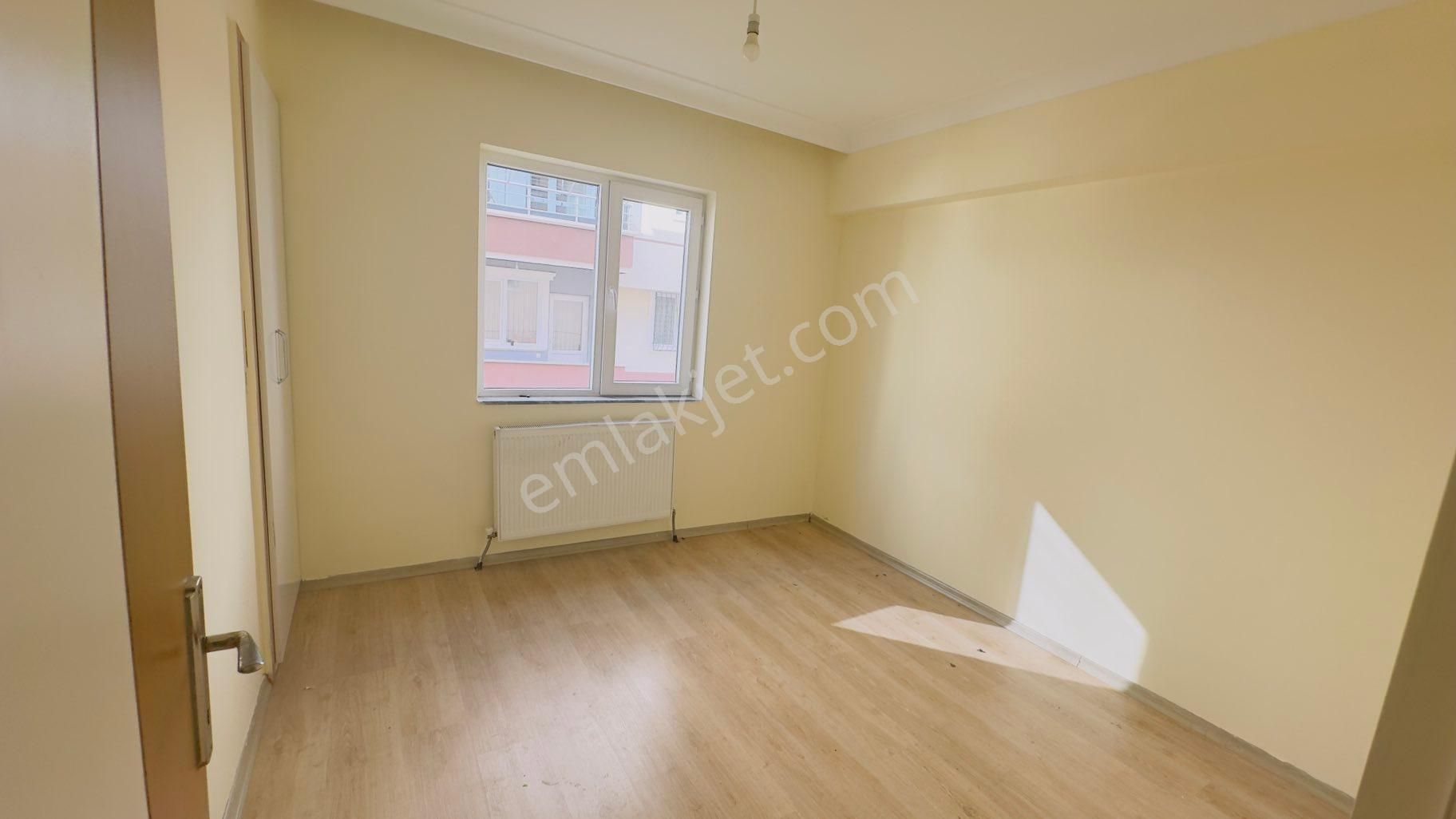 Kc Emlaktan Mükemmel Lokasyonda Kat Konumunda 3+1 120m2 Daire - Görsel 27