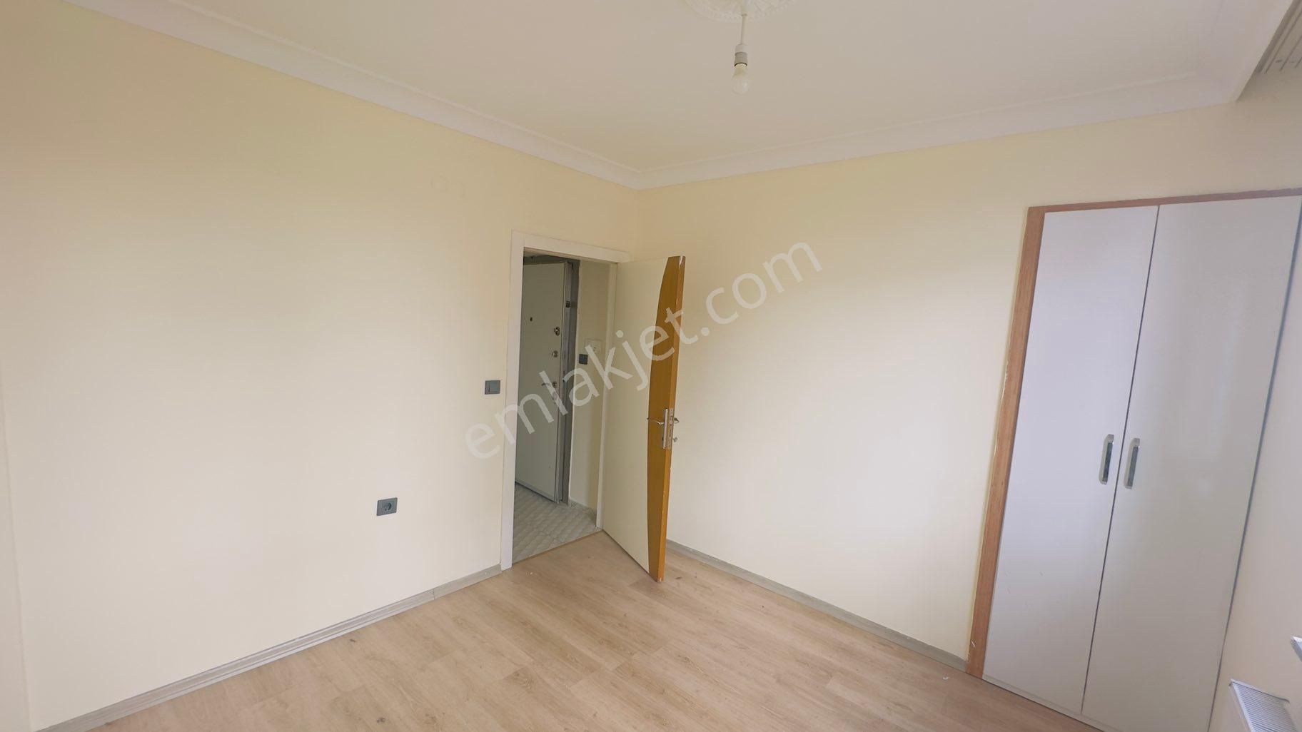 Kc Emlaktan Mükemmel Lokasyonda Kat Konumunda 3+1 120m2 Daire - Görsel 30