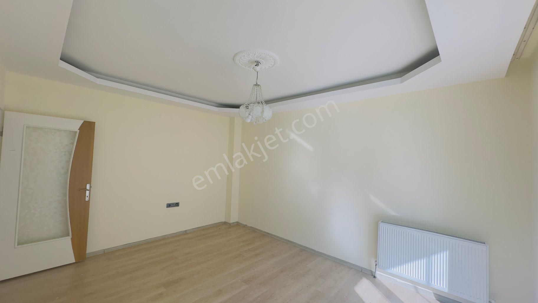 Kc Emlaktan Mükemmel Lokasyonda Kat Konumunda 3+1 120m2 Daire - Görsel 19