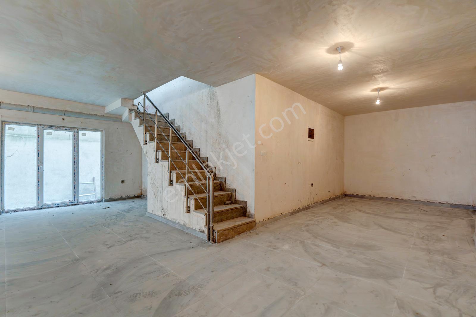 Ataşehir 'de Palladium Avm Ye Komşu Kiralık Komple Plaza - Görsel 30