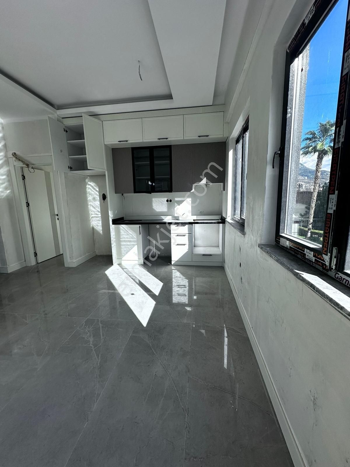 Alanya Mahmutlarda Denize 150 M2 Lüks Yaşamın Adresi - Görsel 4