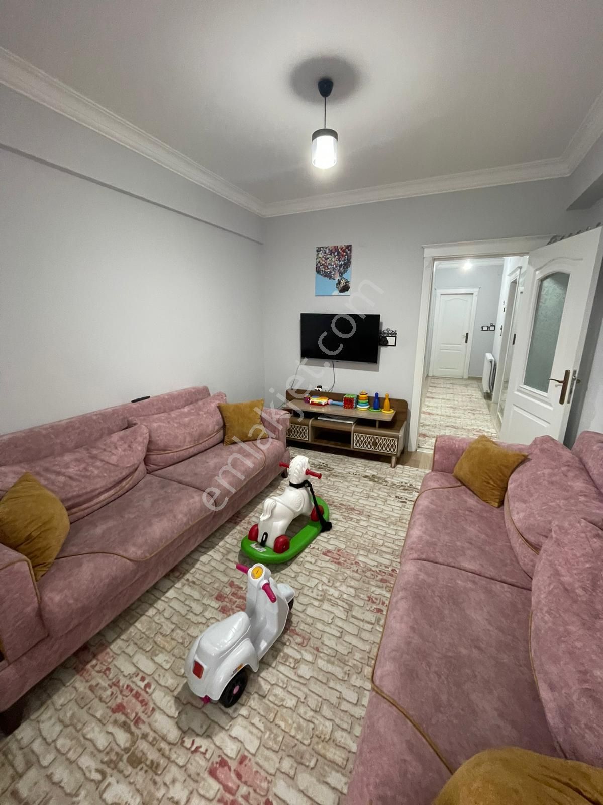 Afyon Üçok Emlaktan Mareşal F Çakmak Mah Satılık 3+1 Temiz Bakımlı Daire - Görsel 24