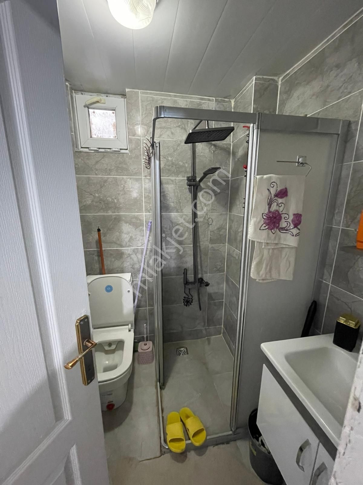 Afyon Üçok Emlaktan Mareşal F Çakmak Mah Satılık 3+1 Temiz Bakımlı Daire - Görsel 14