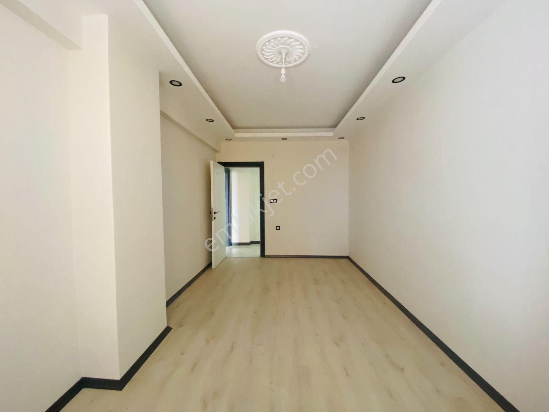 Güven'den Kapaklıda Merkezi Konumda Ara Kat E.banyolu 3+1 Daire - Görsel 16