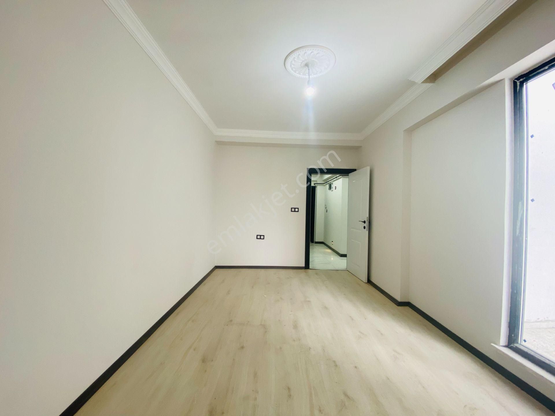 Güven'den Kapaklıda Merkezi Konumda Ara Kat E.banyolu 3+1 Daire - Görsel 24