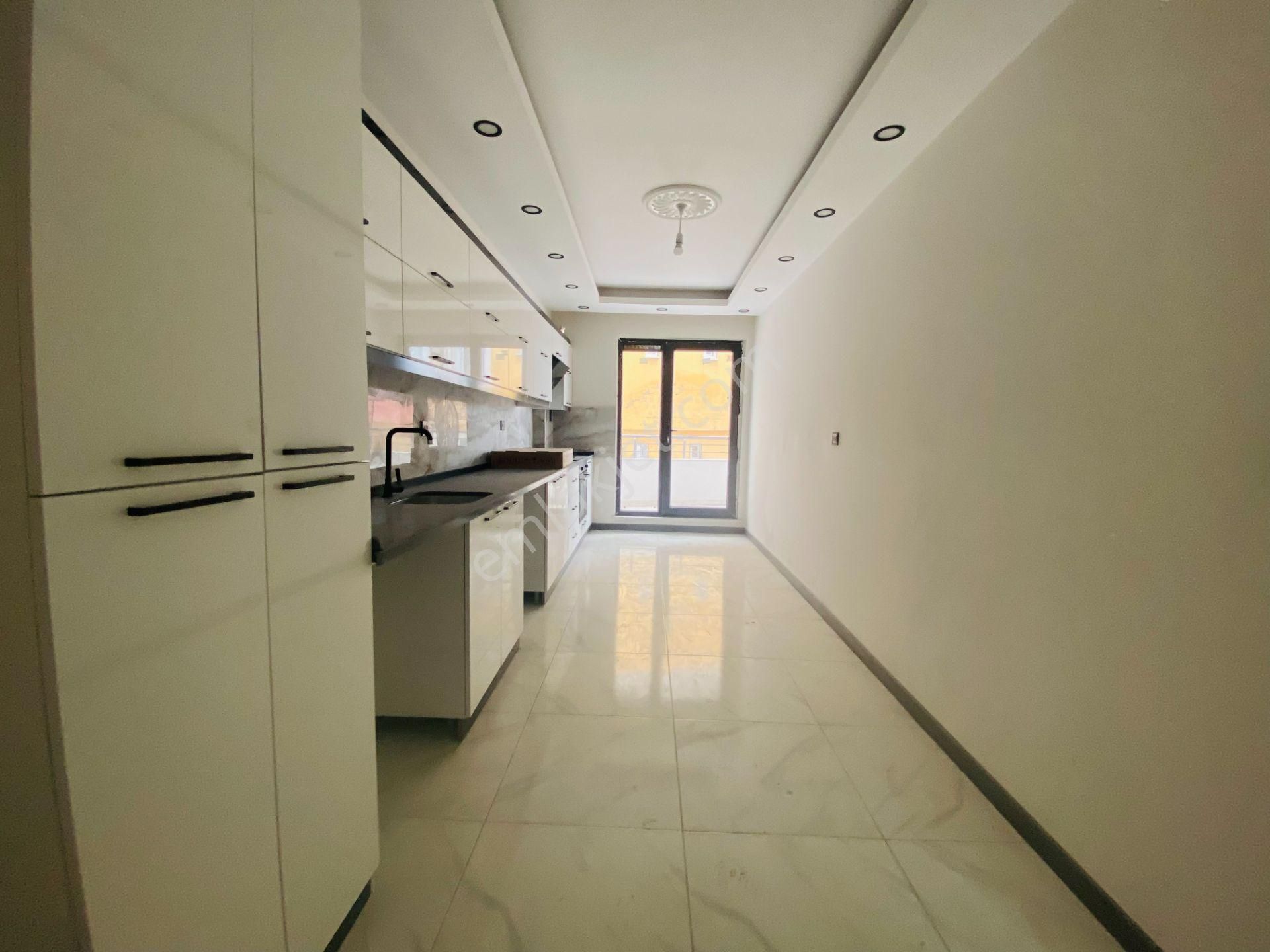 Güven'den Kapaklıda Merkezi Konumda Ara Kat E.banyolu 3+1 Daire - Görsel 7