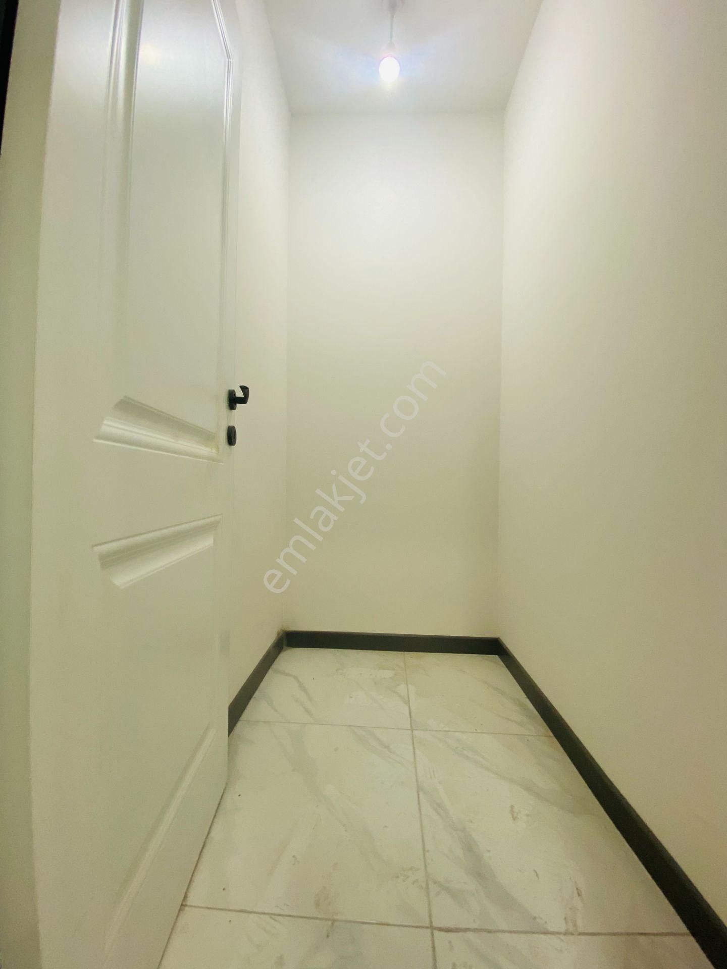 Güven'den Kapaklıda Merkezi Konumda Ara Kat E.banyolu 3+1 Daire - Görsel 25