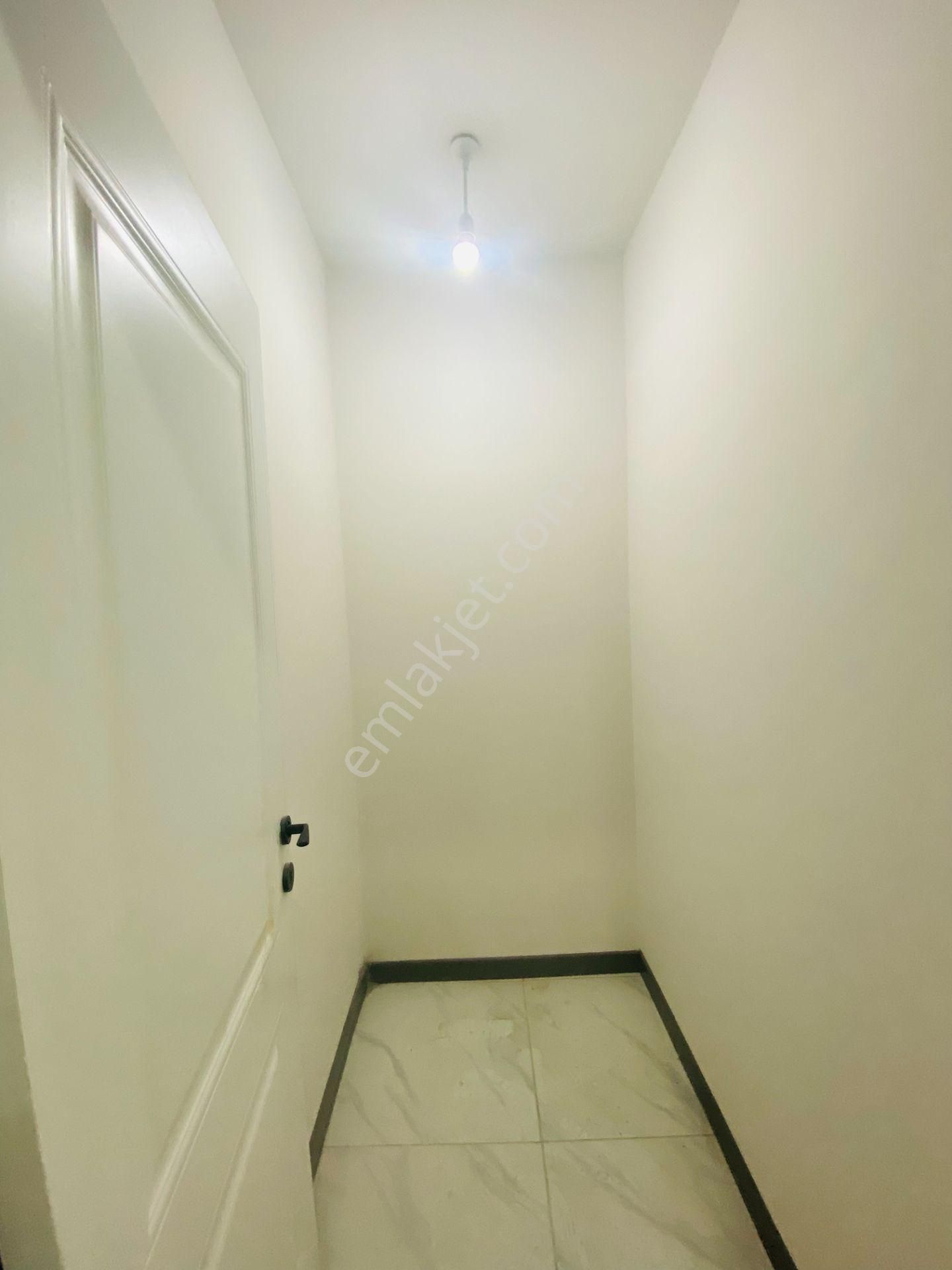 Güven'den Kapaklıda Merkezi Konumda Ara Kat E.banyolu 3+1 Daire - Görsel 27