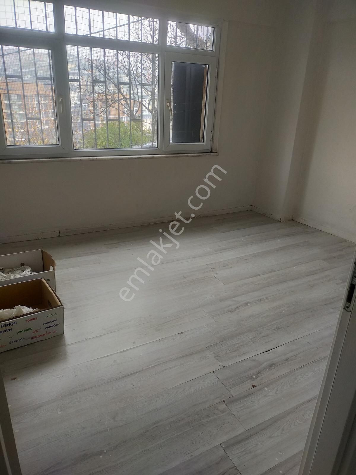 Rami Yenimahalle'de Bahçe Kullanımlı 2+1 Ferah - Görsel 2