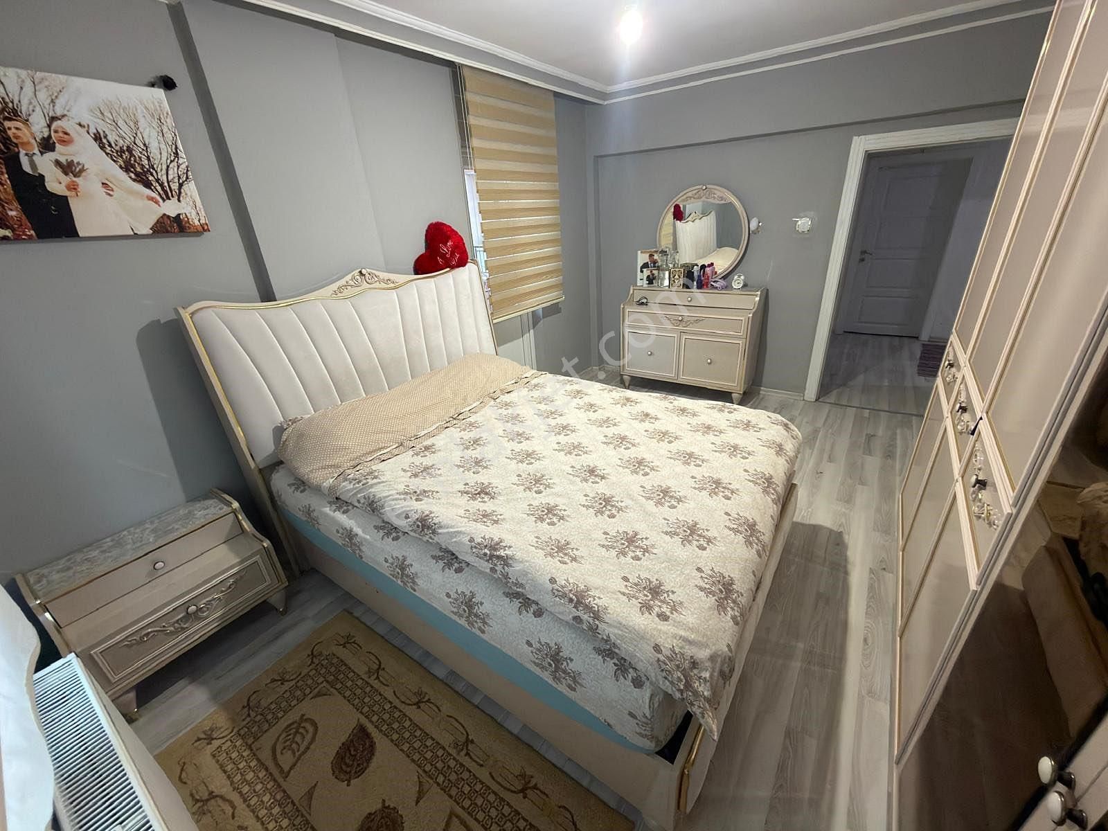 Mareşal Çakmak Mah'de Ara Katta Geniş M2 Bağımsız 3+1 Daire - Görsel 13