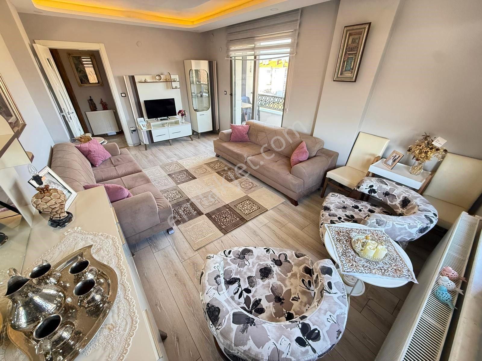 ▓yükselden Altınkumda Ebeveyn Banyolu Ferah Cepheli Lux 2+1daire - Görsel 4