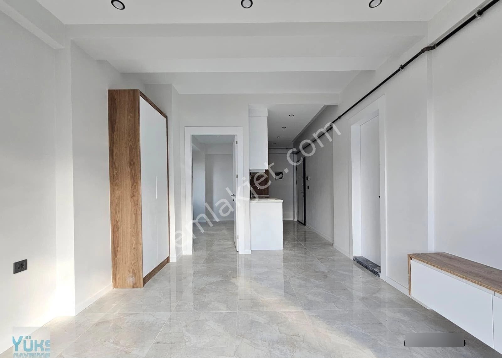 Denizli 1200 Evlerde Satılık 1+1 Suit Önü Açık Mükemmel Konumda Lüks Daireler