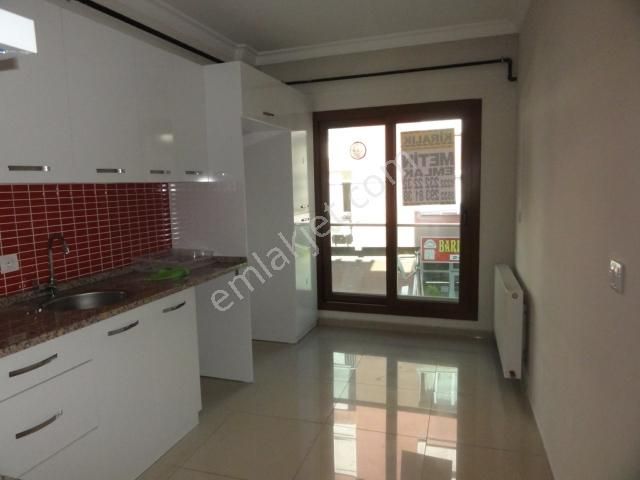 İzmirspormetro Hataypazaryeri Cadde Yanı Genc Bina - Görsel 9