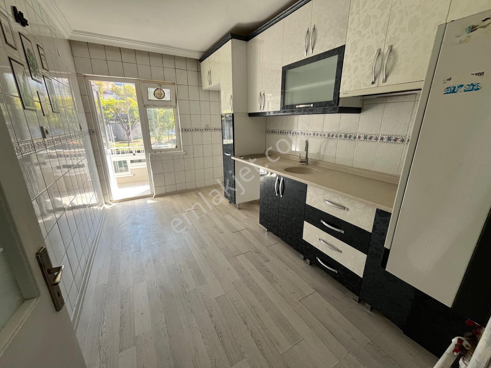 Sincan Selçuklu Mah'de 2.ara Katta Satılık 3+1 Daire - Görsel 2