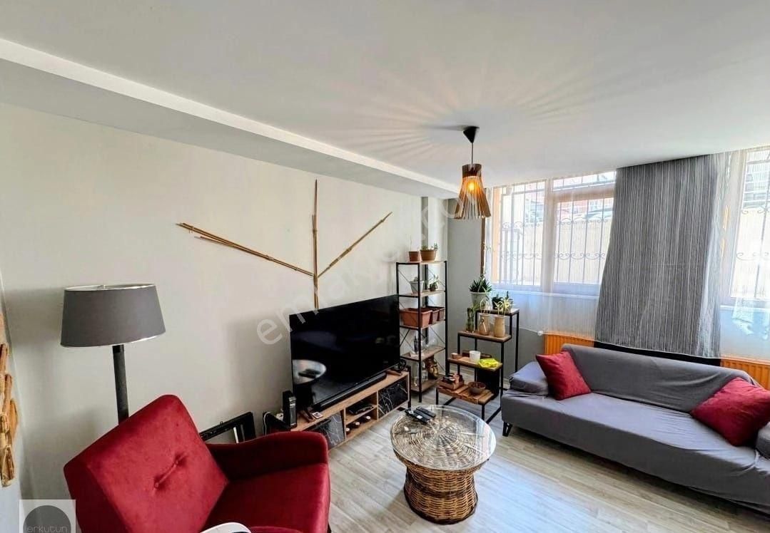 Erkutun'dan, Bomonti Rezidanslar Bölgesinde Yeni Binada Çok Şık Mimari Dekorasyonlu Kiralık Daire. - Görsel 15