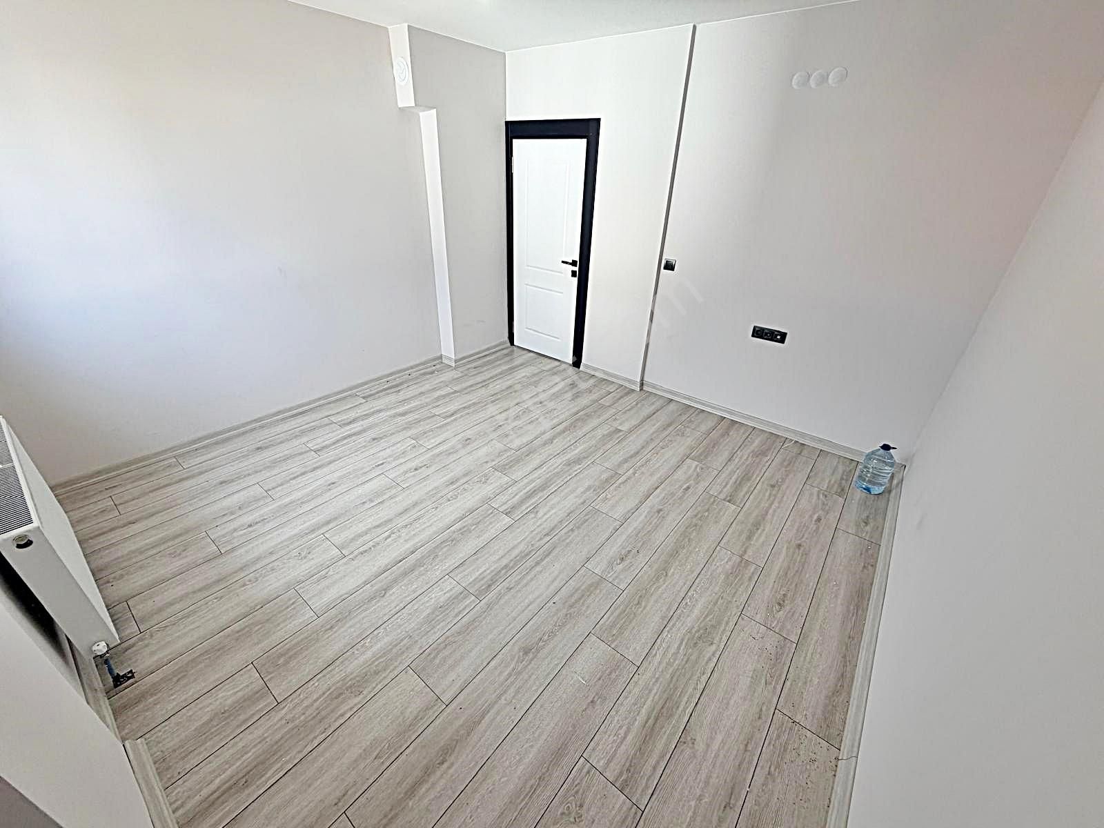 Yuvam'dan Merkezi Konumda Ultra Lüx Geniş Acil Satılık 4+1 - Görsel 22