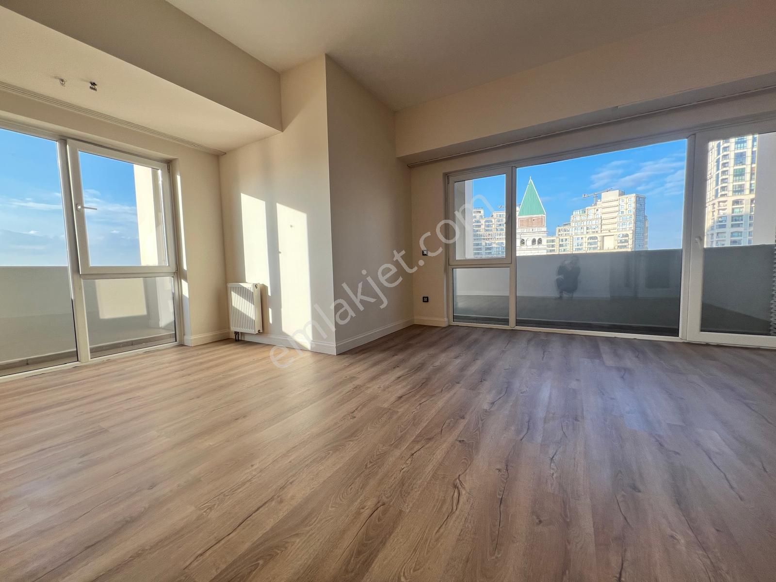 Kiptaş Venezia Mega Satılık Boş Avm Mnzr. Çift Banyolu Balkonlu En Uygun 3+1 Daire - Görsel 2