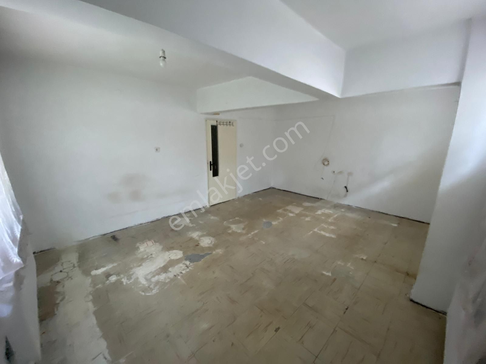 Bu Fiyata Başka Daire Yok İskanlı Bahçe Katı 2+1 Satılık Daire - Görsel 4