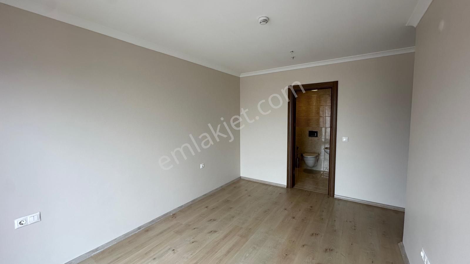 Denize 600 Metre!kartal Park 34 Sitesinde Deniz Manzaralı 3+1 - Görsel 8