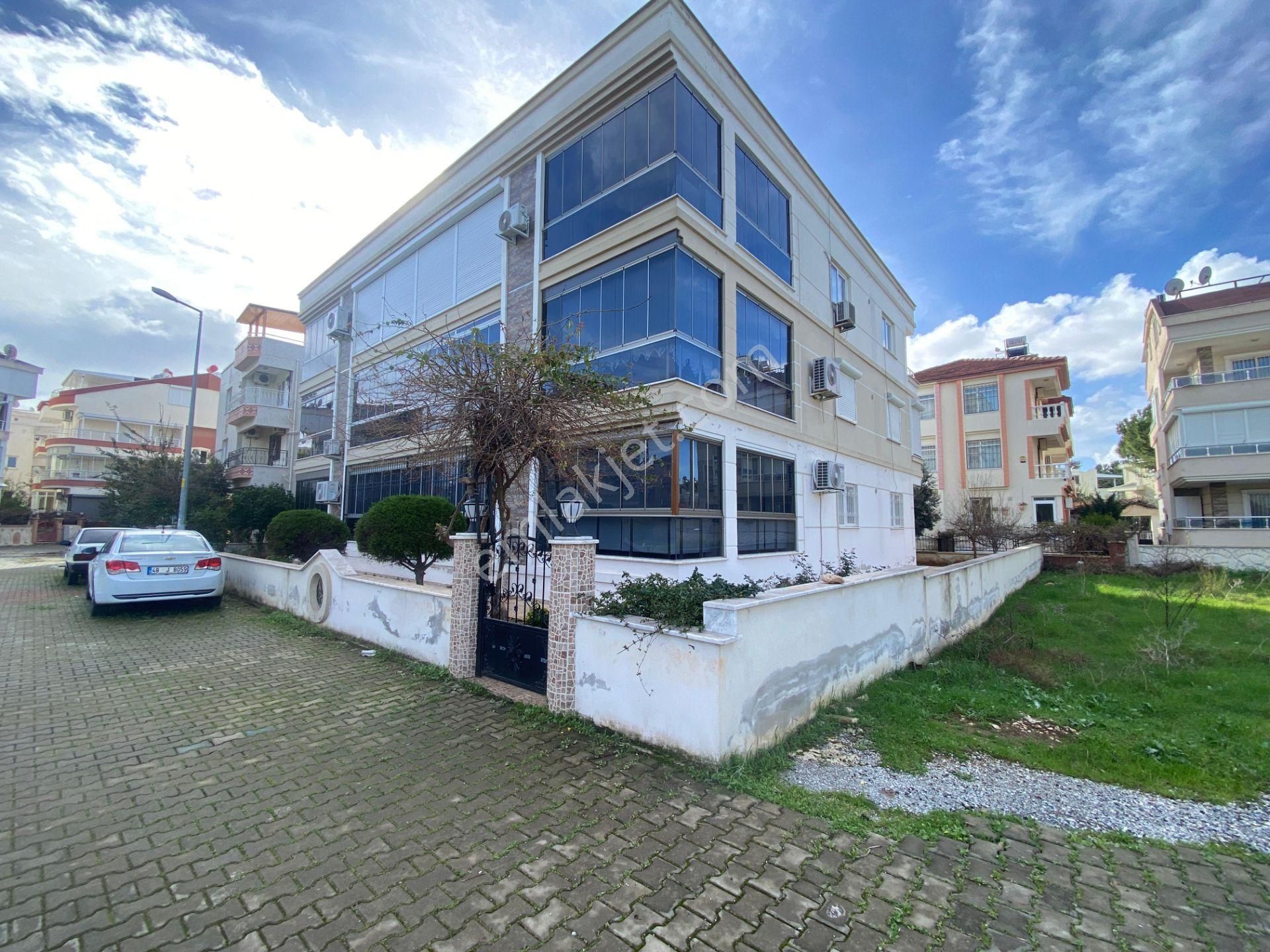 Didim Çamlık Mahallesinde Denize Yakın, Eşyalı 2+1 Satılık Daire