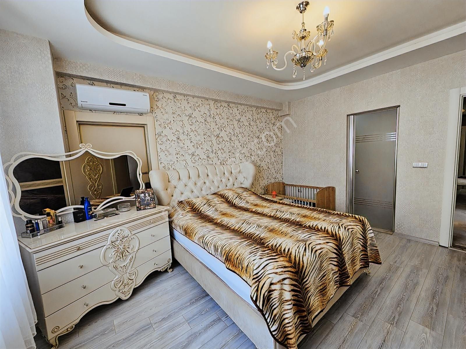 Ulaş Emlaktan Atakentte Cadde Üzeri Lüks 4+1 Daire - Görsel 22