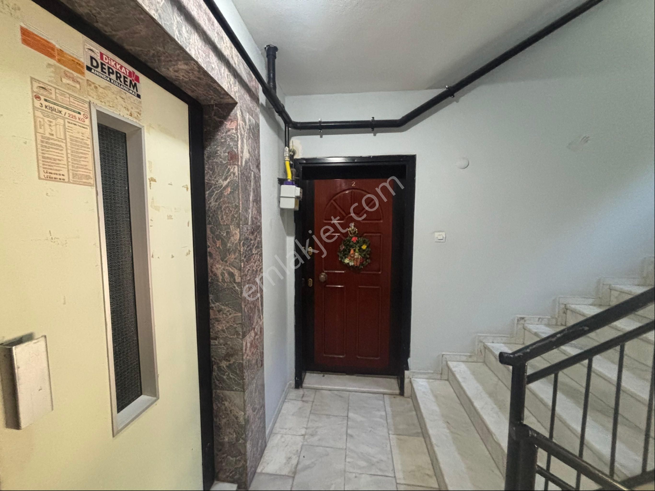 Kuşadası Ege Mahallesi Satılık 3+1 Ferah Daire - Görsel 6