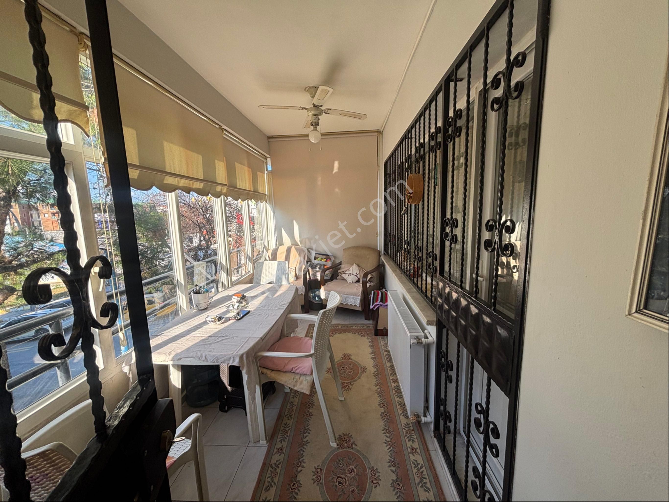 Kuşadası Ege Mahallesi Satılık 3+1 Ferah Daire - Görsel 16