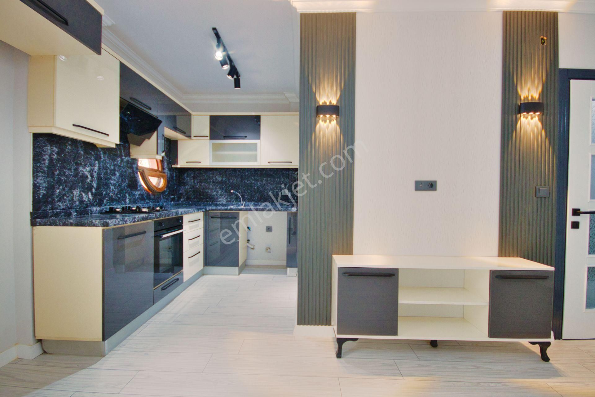 🛑🛑aktif'ten Akçay'da Satılık Mimarisiyle Büyüleyen 3+1 Ön Cephe Ferah Daire - Görsel 2