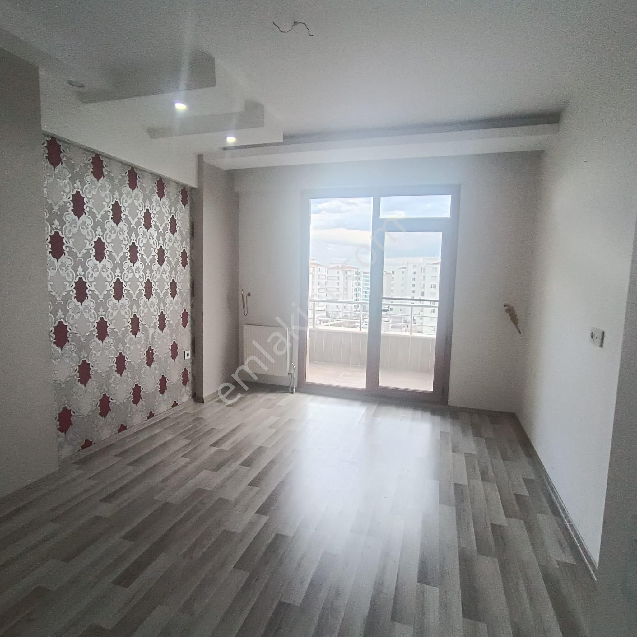 Dıyarakır Gök Kuşagı Vılları Arkası 3+1 Lüx Daire - Görsel 8
