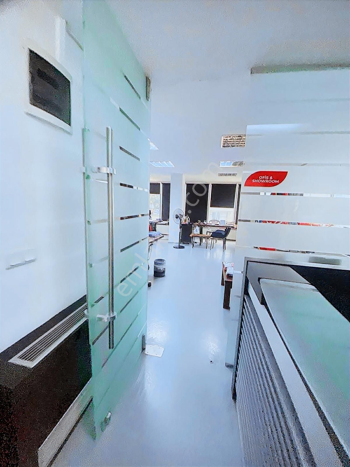 E5 Ve Metrobüse 100m Mesafedeki İş Merkezinde 240m2 Ofis Katı - Görsel 6