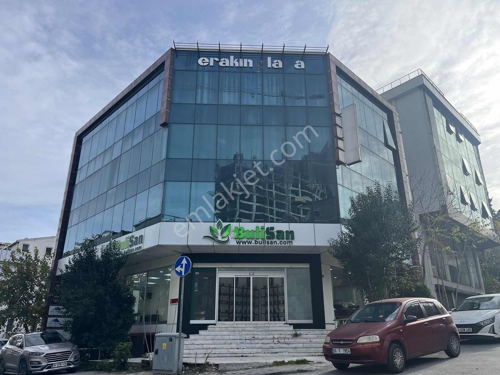 E5 Ve Metrobüse 100m Mesafedeki İş Merkezinde 240m2 Ofis Katı - Görsel 9