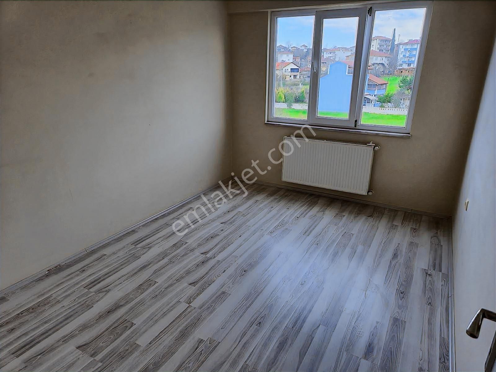 Realty World'dan Ferizli İnönü'de Arakat 90m2 Boş 2+1 Son Gün - Görsel 3