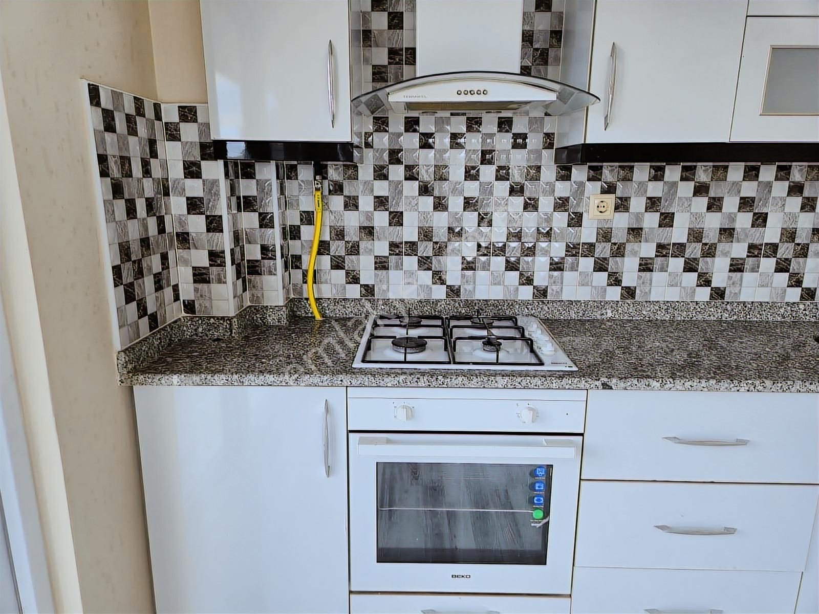 Realty World'dan Ferizli İnönü'de Arakat 90m2 Boş 2+1 Son Gün - Görsel 32