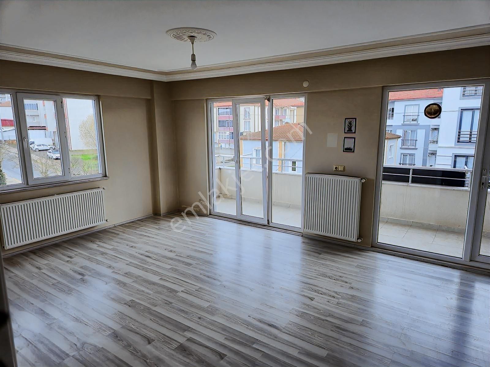 Realty World'dan Ferizli İnönü'de Arakat 90m2 Boş 2+1 Son Gün - Görsel 30