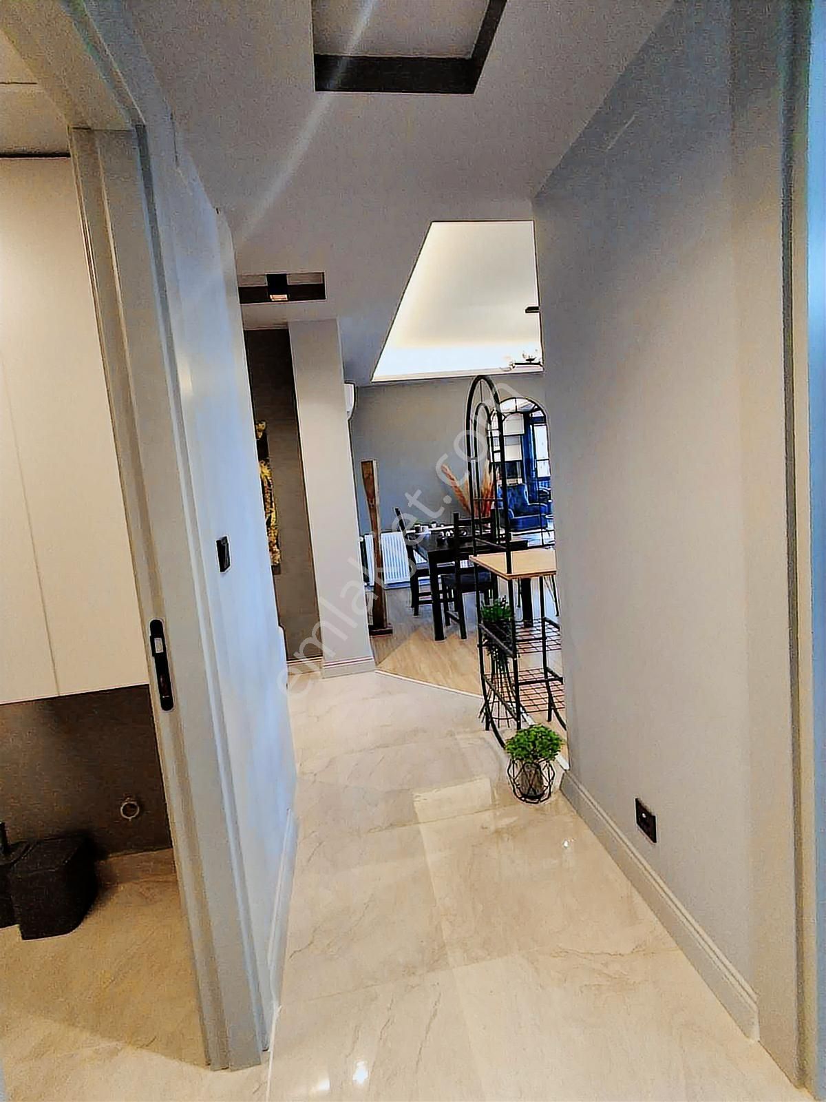 Bu Fırsatı Kaçırmayın Güvenlikli Havuzlu Site İçi Lüx Daire - Görsel 11