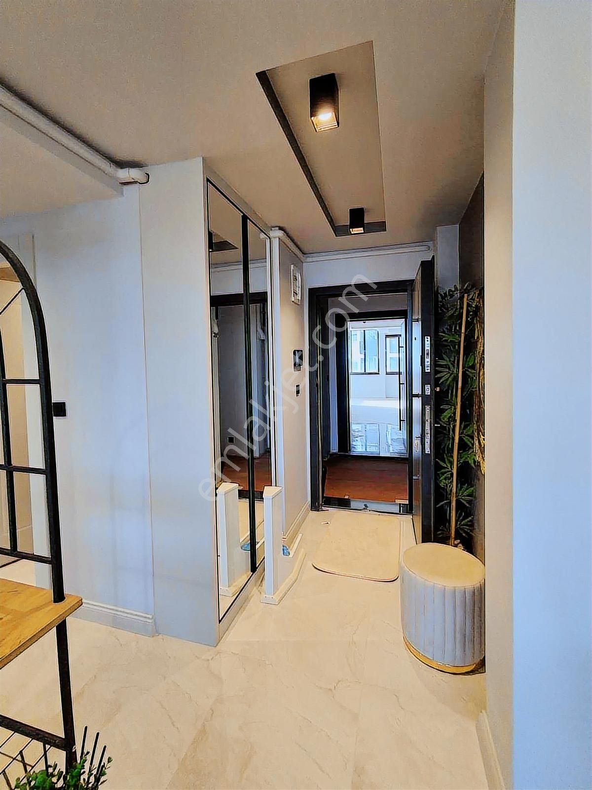 Bu Fırsatı Kaçırmayın Güvenlikli Havuzlu Site İçi Lüx Daire - Görsel 15