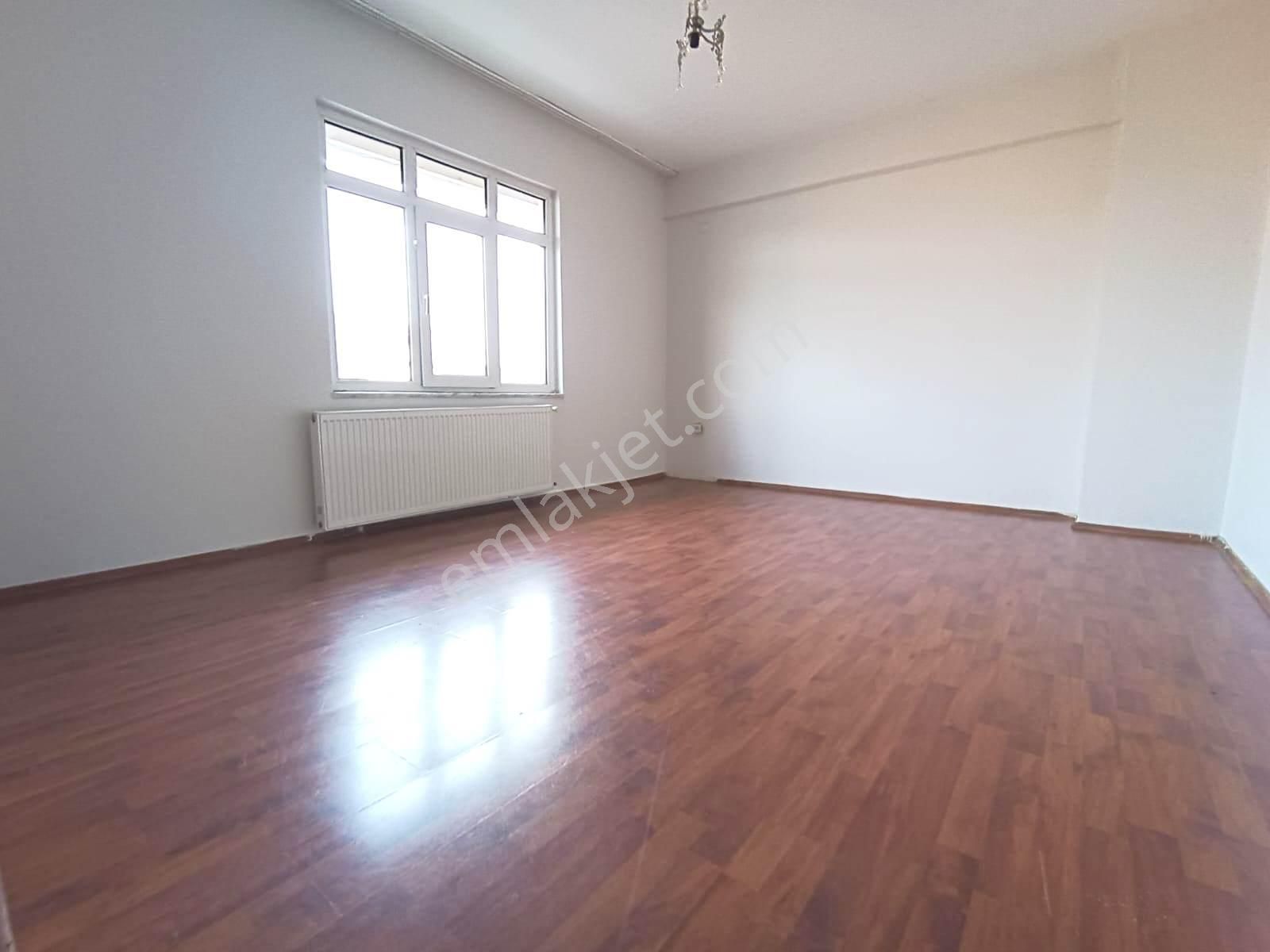 Kiralık Daire Pendik Esenyalı Mahallesi