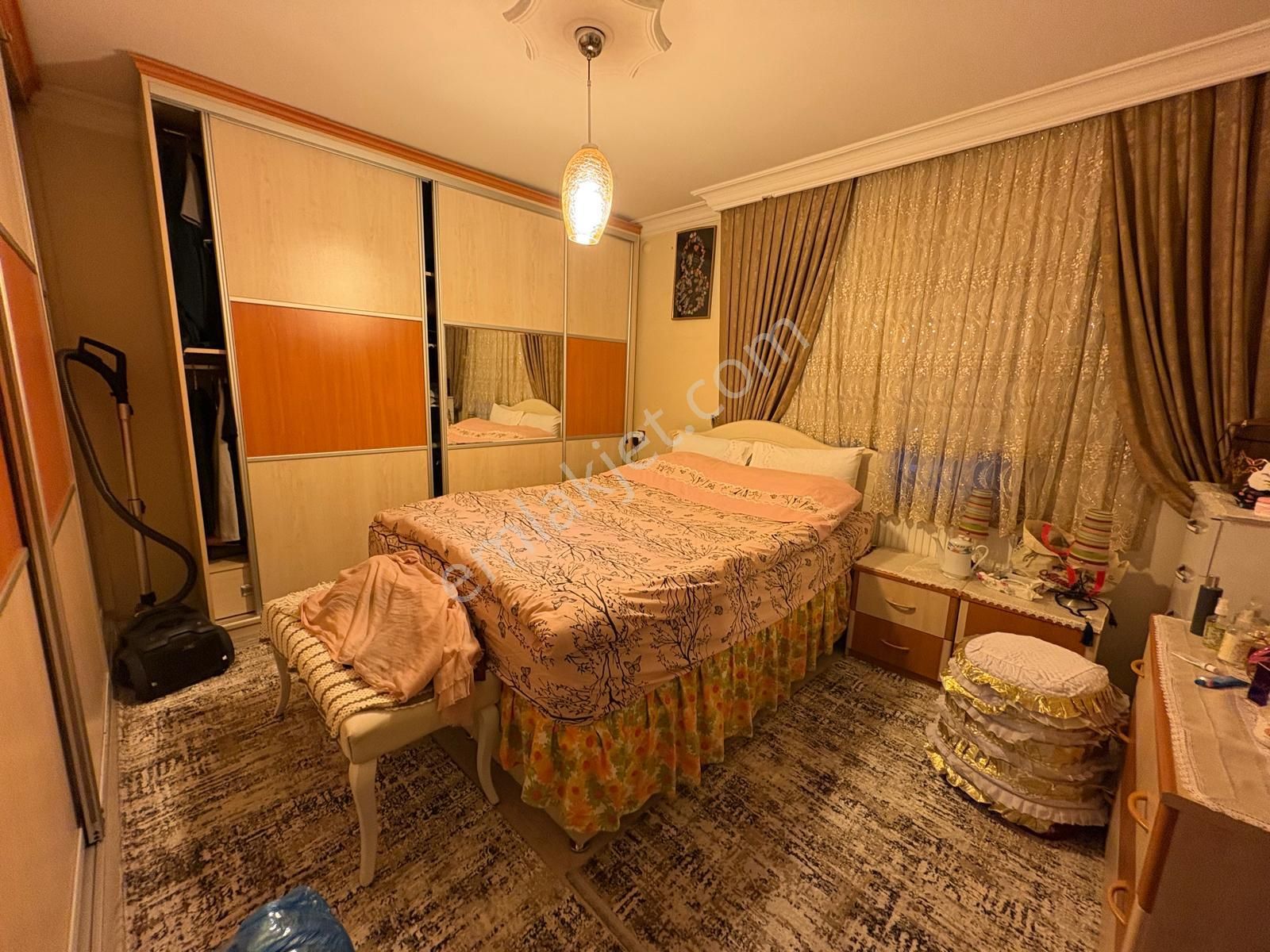 Atatürk Mahallesi 102 Evler 4+1 Taş Kaplama Müstakil Ev - Görsel 2