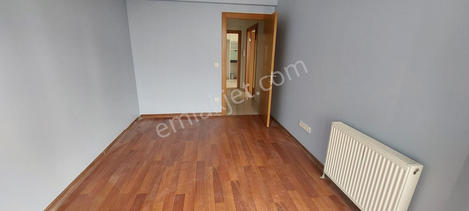 E5,metro Yakını Deniz Manzaralı,aile Sitesinde Harika Fırsat3+1 - Görsel 4