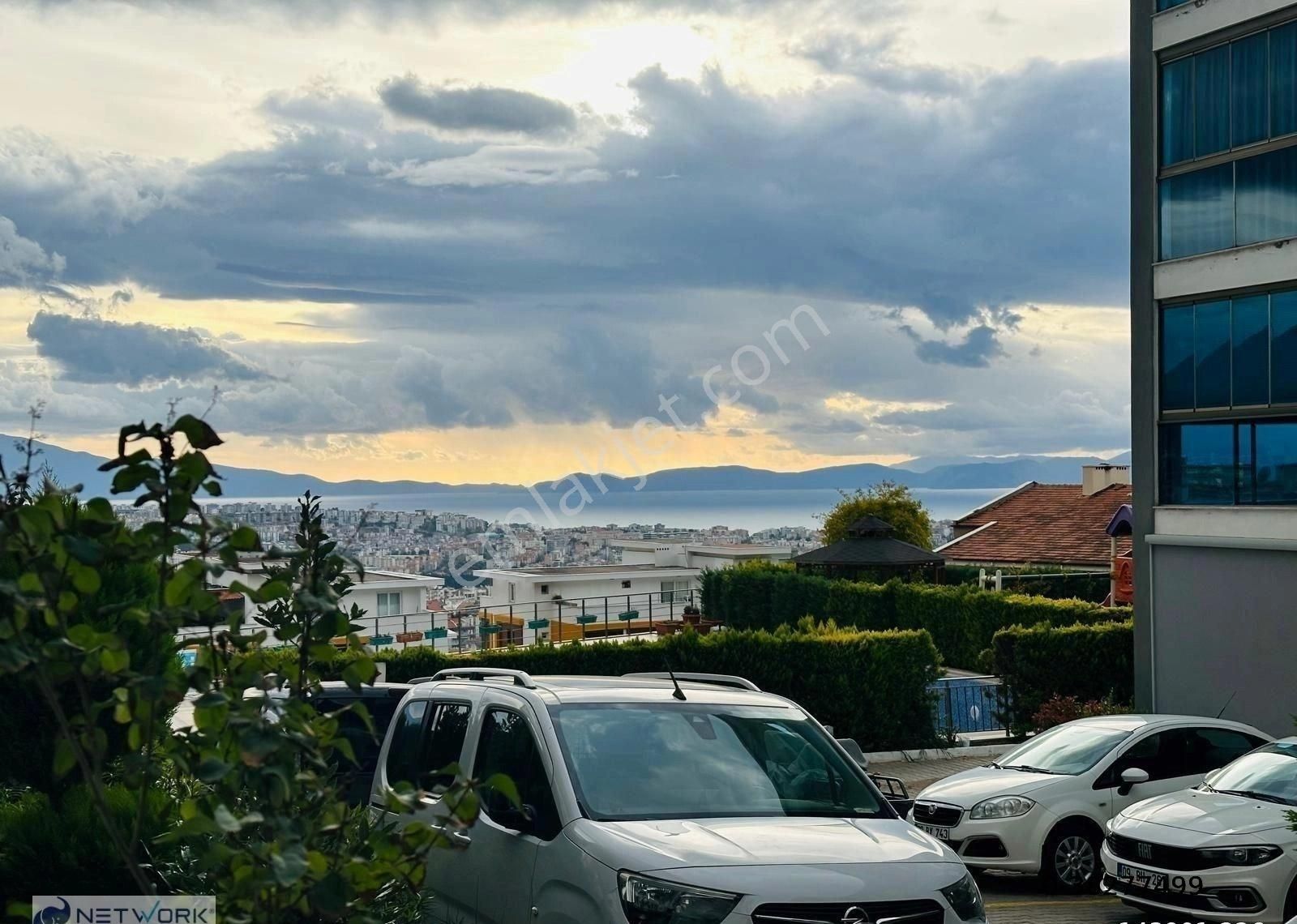 Kuşadası Ege'de Deniz Manzaralı, Havuzlu Sitede 200 M² 4+1 Satılık Lüks Daire - Görsel 34