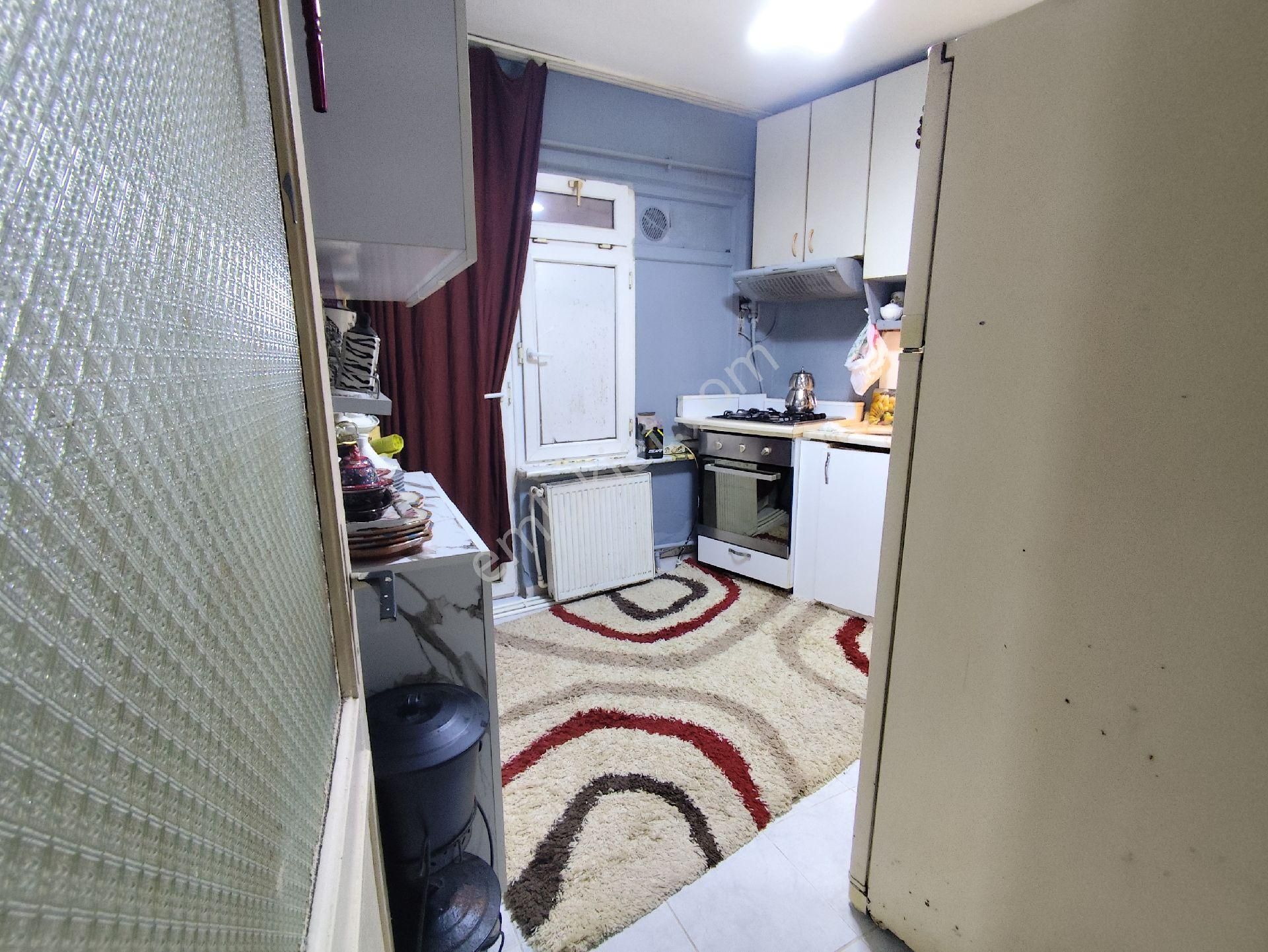 Kocamustafapaşa Sümbülefendi Mah Satılık1+1 Geniş Daire - Görsel 9