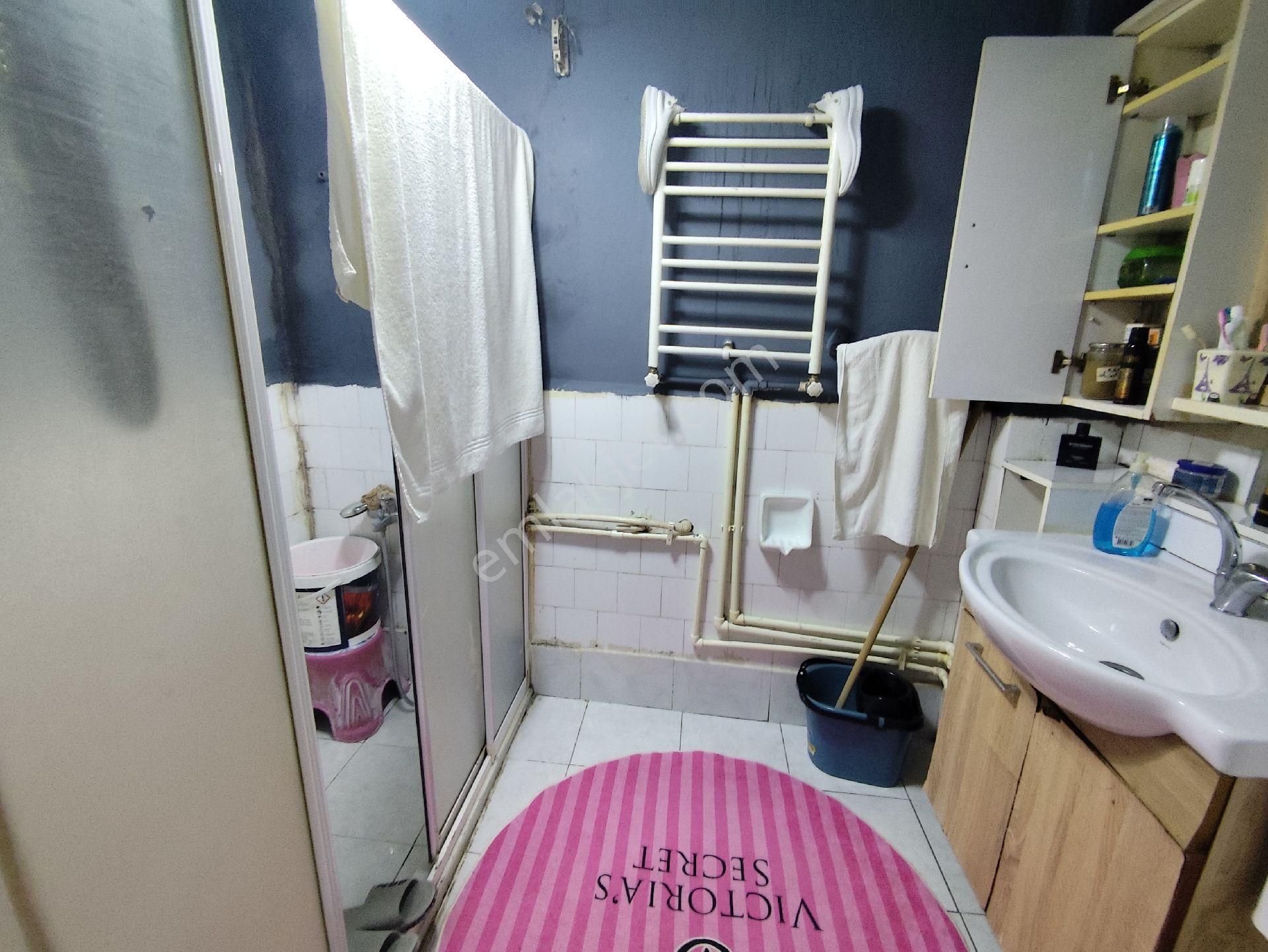 Kocamustafapaşa Sümbülefendi Mah Satılık1+1 Geniş Daire - Görsel 13