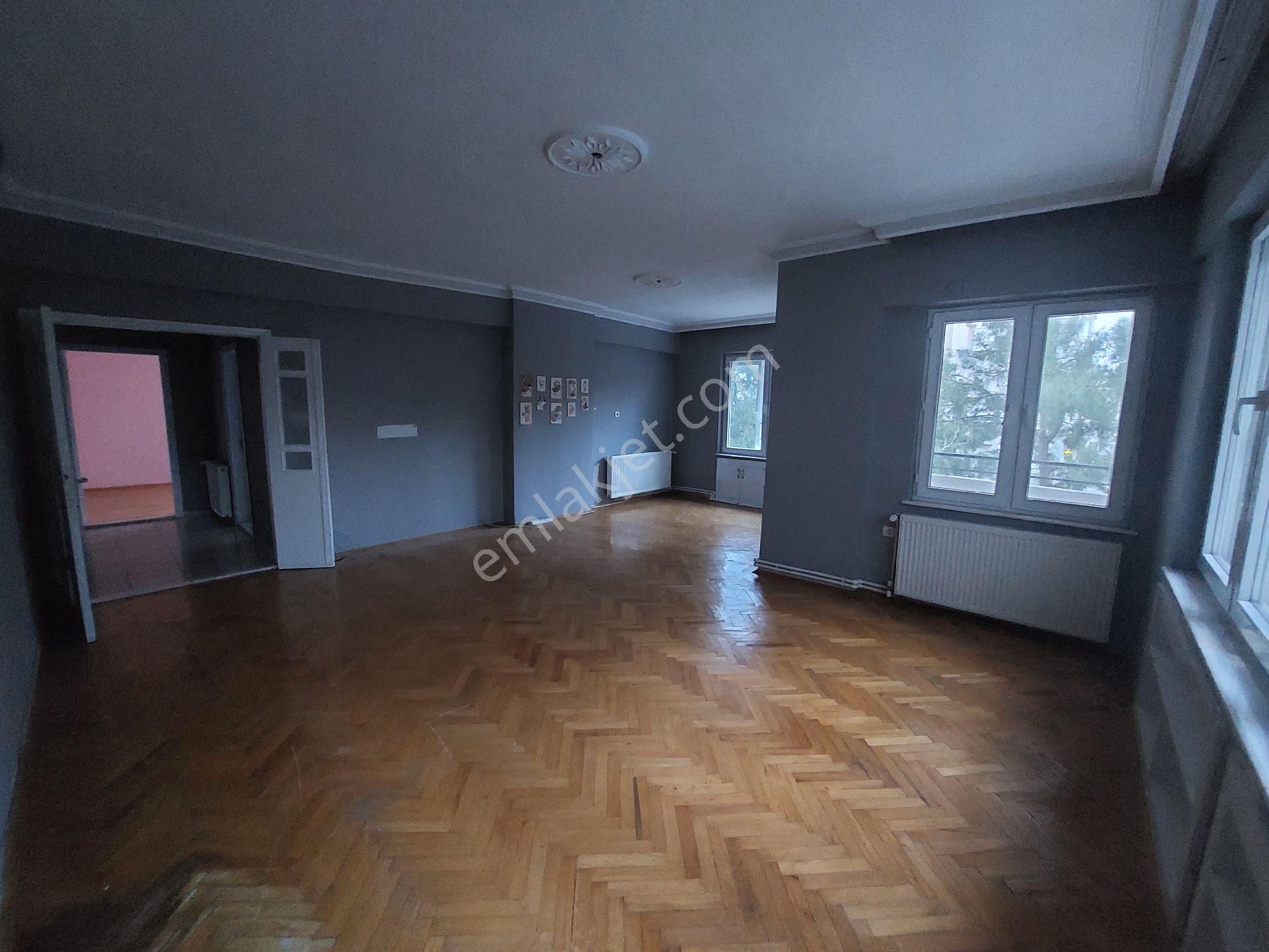 Altınkum Mah. 160m2 3+1 Doğalgazlı - Görsel 2