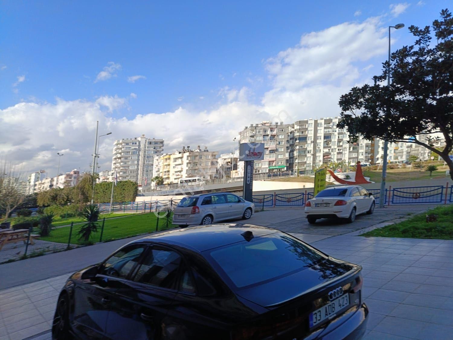Nw İşlek Konumda İsmet İnönü Caddesi Üzerinde Jenaratörlü Satılık Dükkan Mağaza