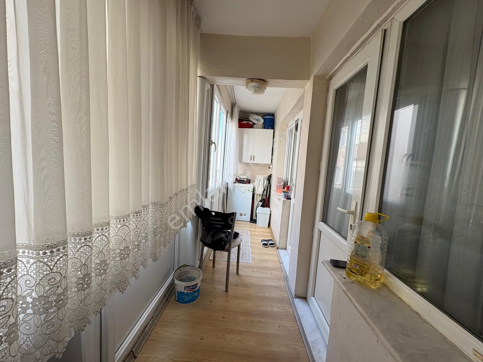 Kazımdirik Mahallesinde 3+1 Kapalı Mutfak Yenilenmiş Daire - Görsel 14