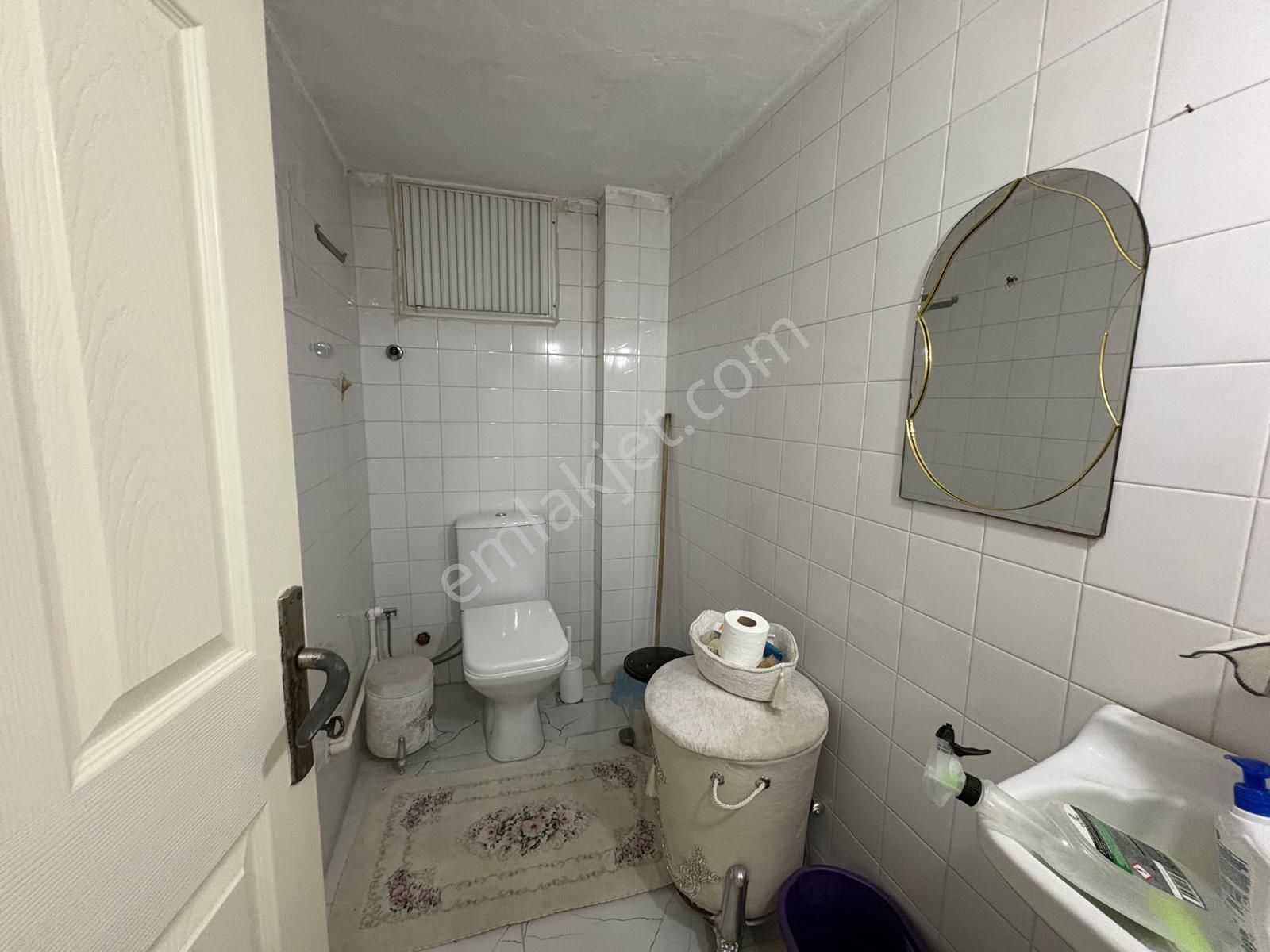 Kazımdirik Mahallesinde 3+1 Kapalı Mutfak Yenilenmiş Daire - Görsel 21